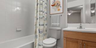 Regency Palms Apartments - Affordable Housing Gallery 26