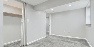 1702 E 32ND Street Gallery 33
