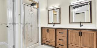8813 Paradise Ct Gallery 25