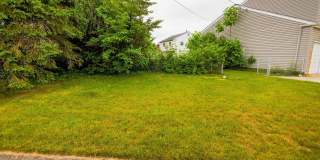 300 MACCLELLAND Avenue Gallery 4