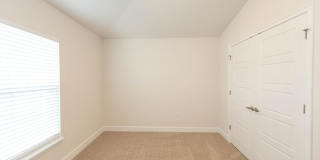 $400 RENT CREDIT 1ST MONTH'S RENT!! Gallery 1
