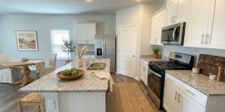 4 bed 2 bath home built in 2023 in Somerville Gallery 4