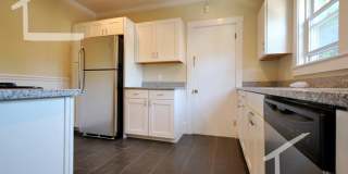 Large 4 bed in Oak Square Gallery 15