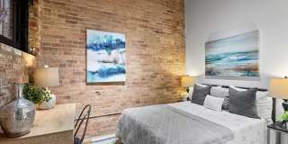 153 W Ohio Street Gallery 7