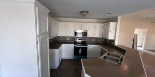 Enjoy a convenient and stylish living! Gallery 9