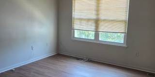 Act Fast! 2 Bedroom Townhome In Columbia Gallery 15
