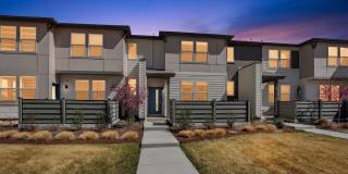 Charming 3BR Townhome in Denver Gallery 1