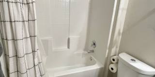 New 4 Bedroom Home in Bullhead City! AVAILABLE FURNISHED OR UNFURNISHED! Gallery 28