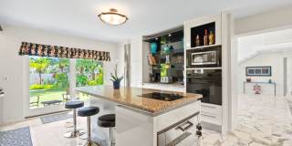 Kahala Oasis: Expansive 6BR Luxury Estate w/ Pool, Spa & Minutes to Beach Gallery 9