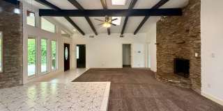 Architectural Beauty with Exceptional Character and Space Near West Ave., Vance Jackson & Loop 410! Gallery 5