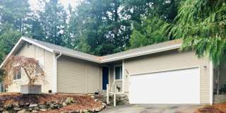 Home in West Bremerton with Fenced Yard Gallery 1