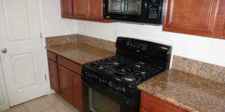 Four Bedroom, Three Bath Home in Somersett Four Bedroom, Three Bath Home in Somersett Gallery 6