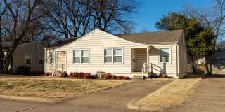 Beautiful Brookside duplex unit - NO PETS Gallery 3