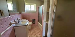 Renovated 2 Bedroom 1 Bath home with Another Room that could be used as a 3rd Bedroom! Gallery 9