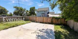 633 Hemlock Avenue Gallery 17