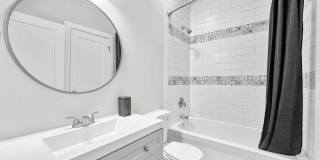 Newly Renovated 2 Bed, 2.5 Bath Furnished Home in Columbus Gallery 15