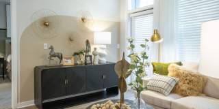 Alta Ivy Gallery 12