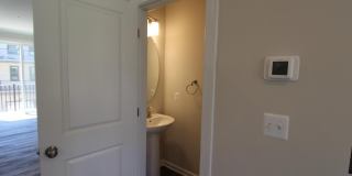 22550 FOUNDATION Drive Gallery 80