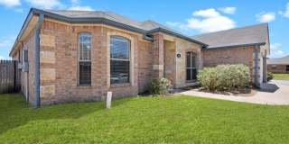300 Curtis Dr Gallery 3