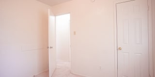 2/1 Apartment in East Austin Gallery 5