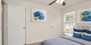 Aqua Bay Gallery 27