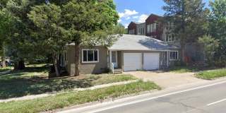 Charming 1 bedroom Duplex Gallery 1