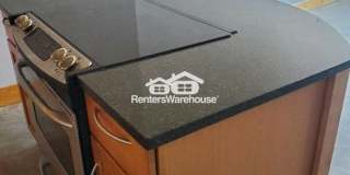 2323 Locust Street Gallery 24