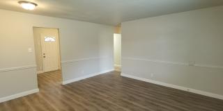 4 Bedroom 2 bath in Valley High Gallery 5
