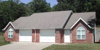 2113 Millbrook Ct.Unit B Gallery 1