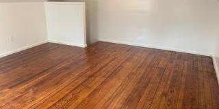 House with Yard and Parking-Video in the Pictures! Gallery 27