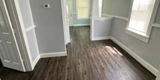 Fully Renovated 3/1 first floor single family home available for Immediate rent! Gallery 10