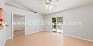 AVAILABLE NOW! HALF OFF FIRST MONTH'S RENT! Gallery 10