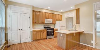 20927 TRINITY Square Gallery 8