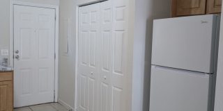 Cedar Street Apartments Gallery 21