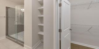 413 Bishop Lane Gallery 16