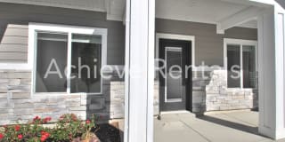 Your Next Home Awaits | Beautiful Layton Townhome Near Shopping, Dining & Parks Gallery 1