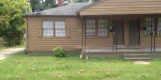 **AVAILABLE NOW**1 Bedroom / 1.5 Bathroom Duplex for Rent in Columbus, GA*** Gallery 1