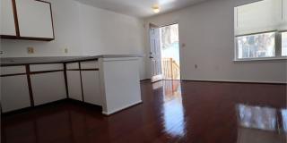 1005 Hillman Street Gallery 6