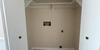 504 Juniper St Gallery 5