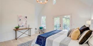 Light and Spacious Modern 3 bedroom Gallery 13