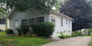 2 Bedroom 1 Bathroom Home for Rent Gallery 1