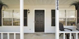 Charming Cape Cod-Style Home with 4 Bedrooms in Savannah, GA Charming Cape Cod-Style Home with 4 Bedrooms in Savannah, GA Gallery 4