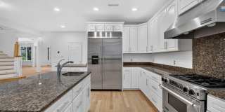 8309 OLD SEVEN LOCKS Road Gallery 18