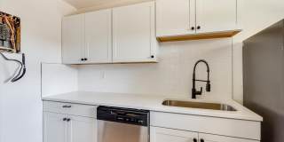 FULLY RENOVATED duplex in East Ridge! Gallery 9