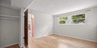 5435 THE BRIDLE Path Gallery 28