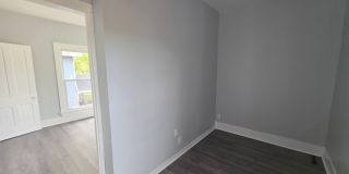 Kent 1 Bedroom 1 Bath (Upstairs Apartment) Gallery 11