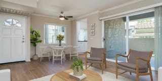 The Village at Del Mar Heights Gallery 36