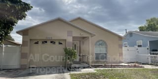 3229 23rd St N Gallery 1