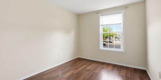 204 LIVINGSTON Court Gallery 24