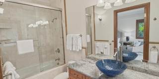 Portlock Oceanfront Estate: Luxury Beachfront Home w/ Pool & Sunset Views Portlock Oceanfront Estate: Luxury Beachfront Home w/ Pool & Sunset Views Gallery 29